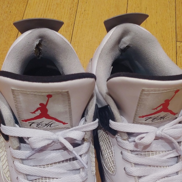 Jordan White Cement 4 - 2012 release - size 12 - Picture 4 of 6